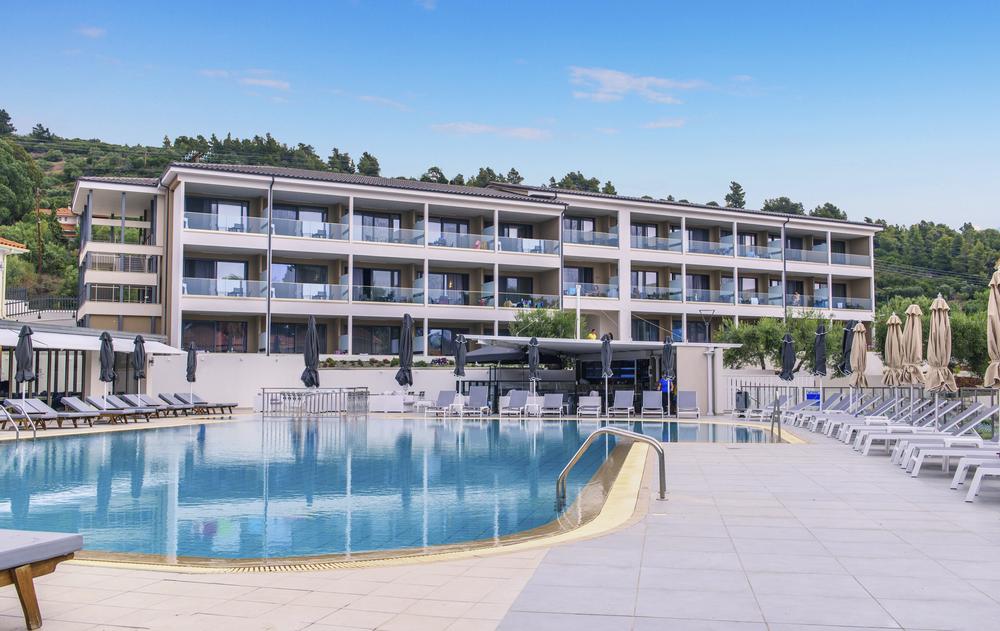 Außenansicht des Hotel Lagomandra Beach, Chalkidiki