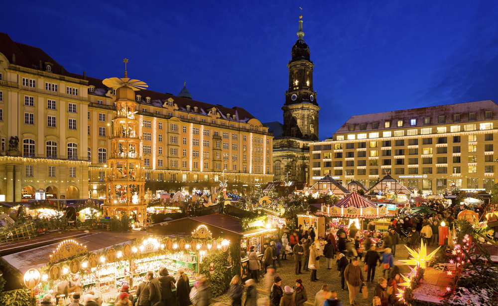 Dresden Striezelmarkt 