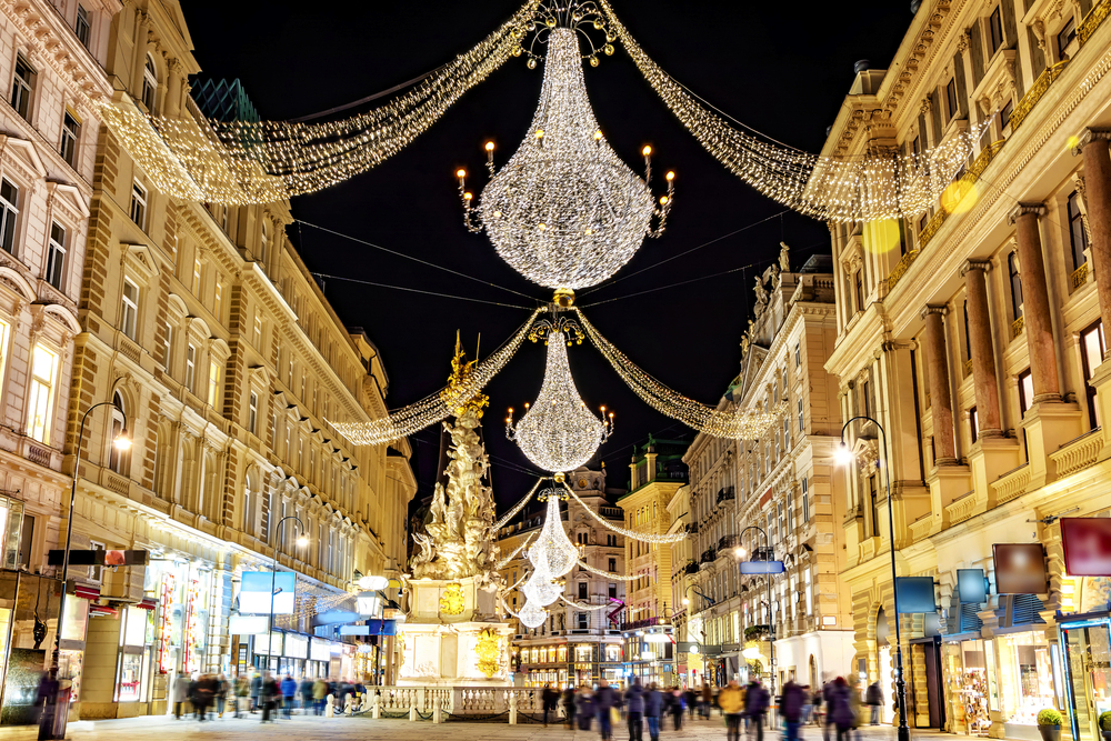 berühmte Einkaufsstraße Graben bei Nacht in Wien