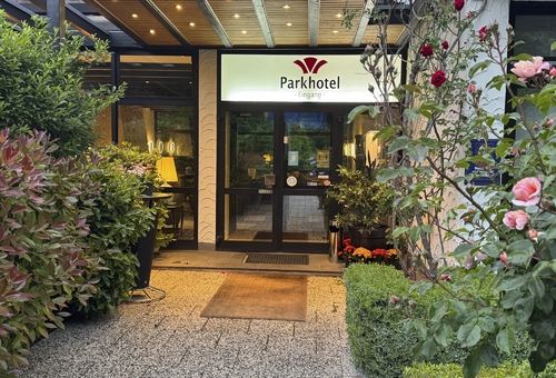 Eingang in das Parkhotel Hammerberg