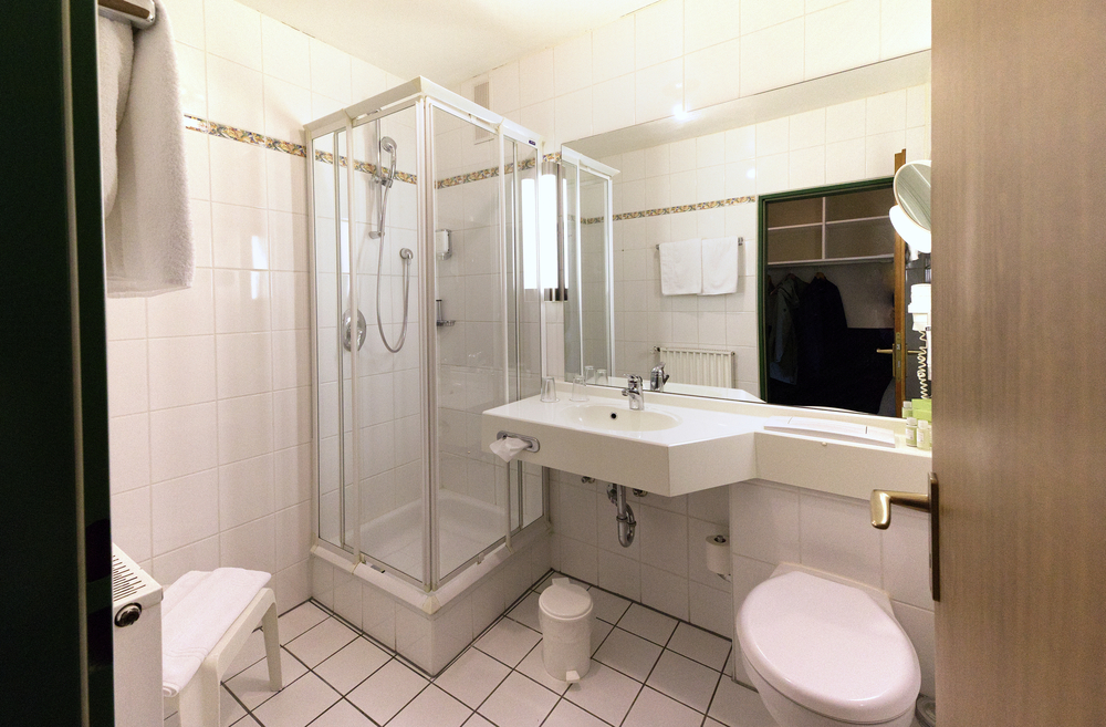 Badezimmer Badezimmer im Parkhotel Hammerbergim Parkhotel Hammerberg
