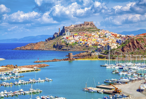 Blick auf den Castelsardo auf Sardinien