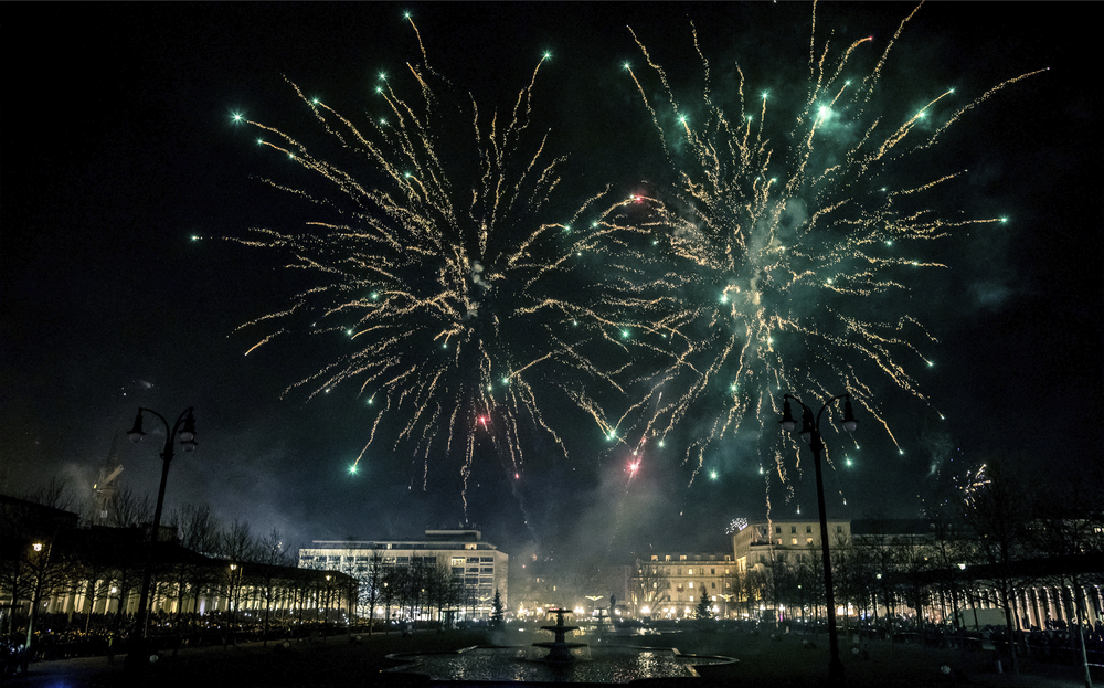 Feuerwerk an Silvester in Wiesbaden