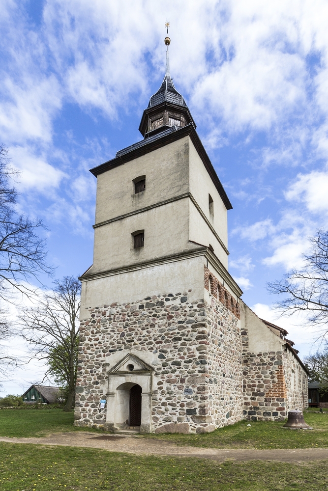 Benzer Kirche