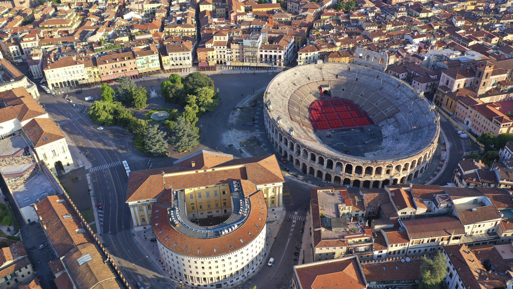 Luftansicht der Arena di Verona