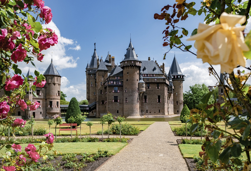 © fokke baarssen/Shutterstock.com Schloss De Haar Utrecht