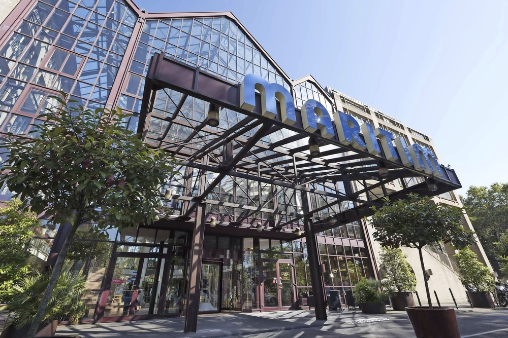 Eingang ins Maritim Hotel Köln