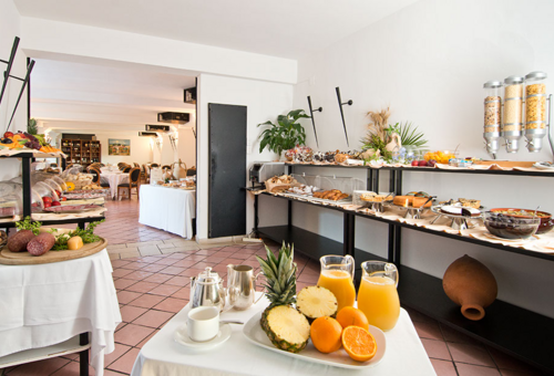 Frühstückbuffet des Hotel Masseria Santa Lucia
