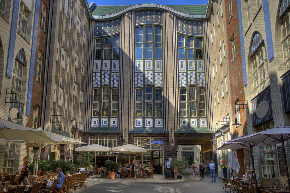 Innenhof der Hackeschen Höfe in Berlin