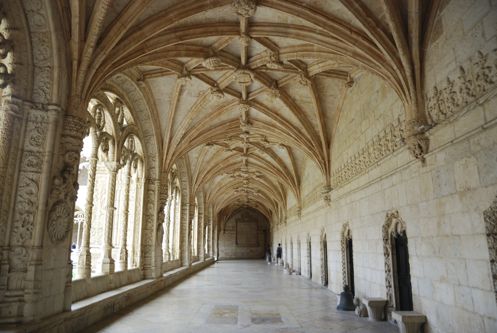 Kreuzgang des Hieronymitenklosters in Belém, Lissabon